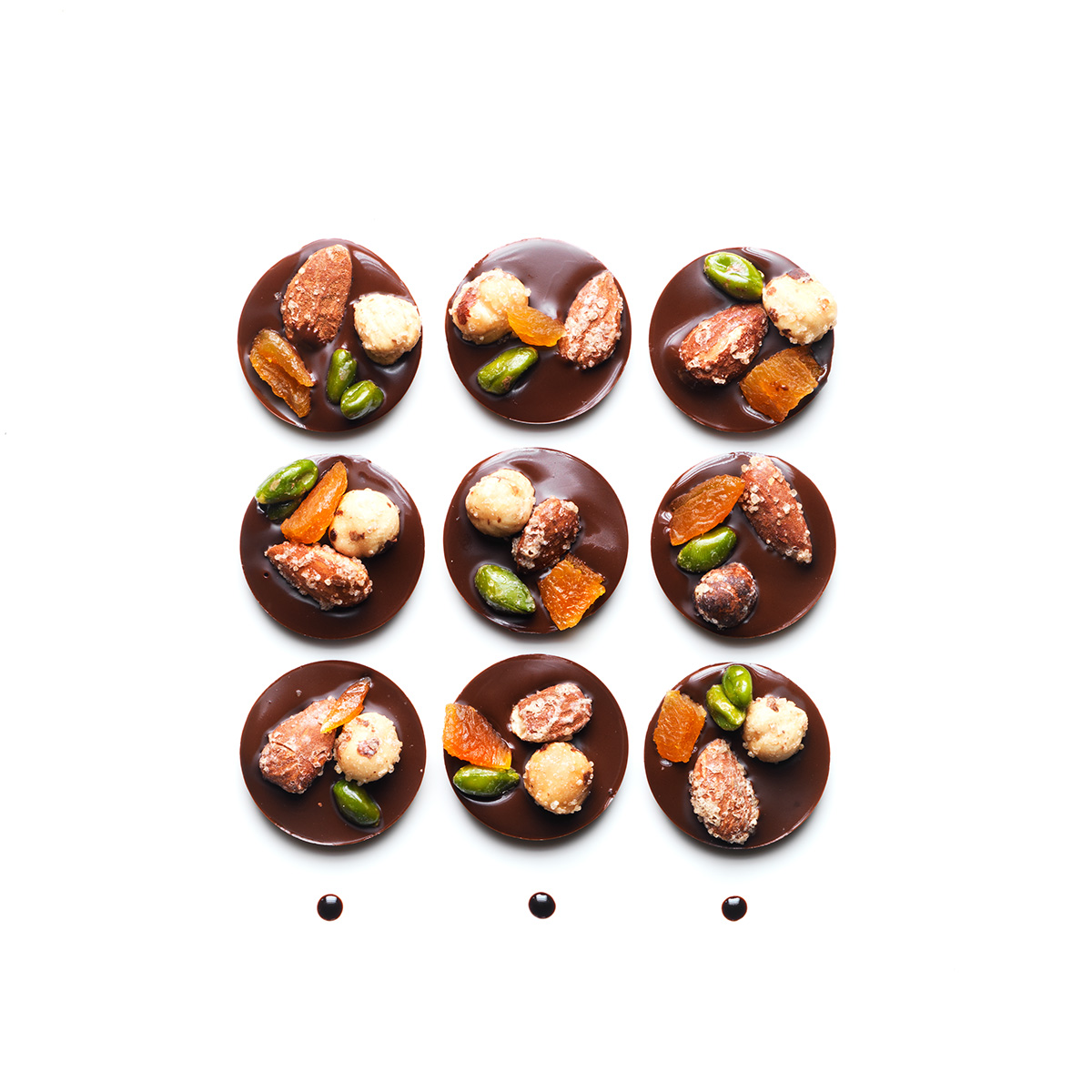 Studio Mixture, fabrique expérimentale d’images culinaires à Nantes : chocolat total, mendiants (2)